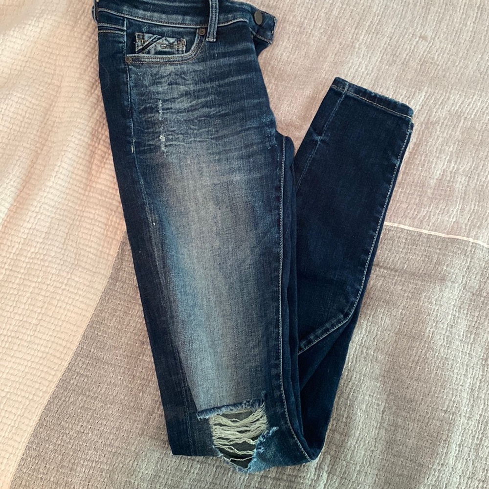 BUCKLE BLACK size 24x34 skinny jeans